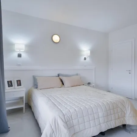 New & Apartment *