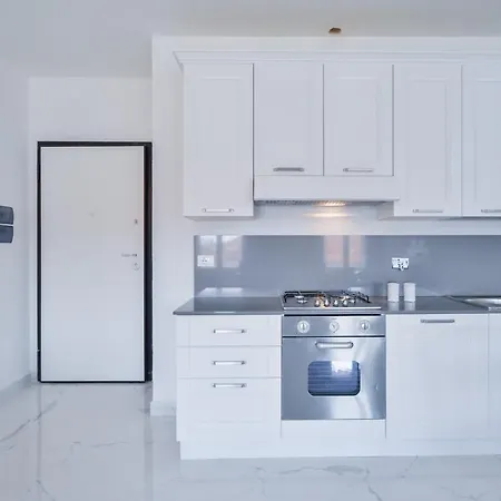Apartment New &